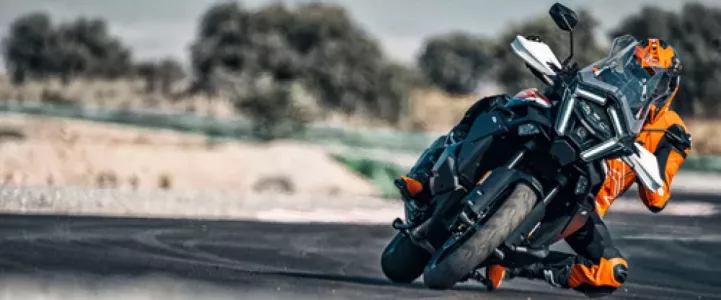 KTM 1390 Super Adventure S 2026 Perfil