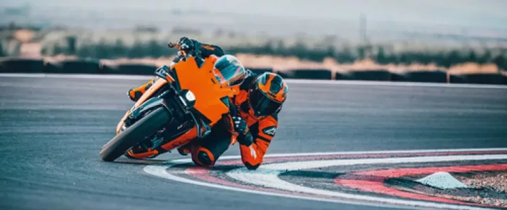 KTM 990 RC R 2026 Circuito