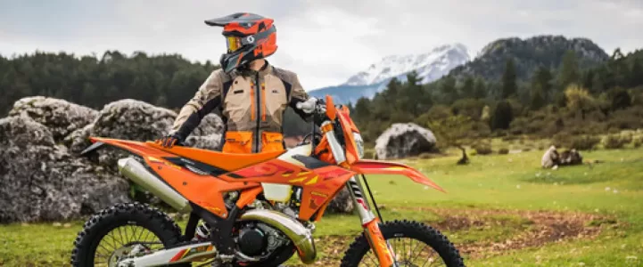 KTM 300 EXC Six Days 2025 Perfil