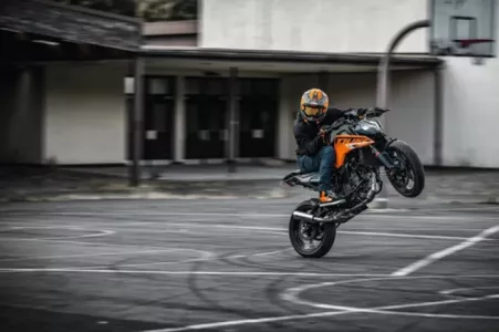 KTM 390 Duke 2024 Lateral