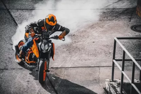 KTM 390 Duke 2024