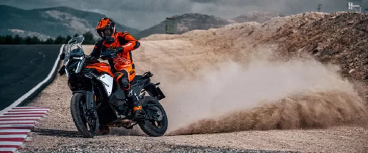 KTM 1390 Super Adventure S EVO 2026 Perfil