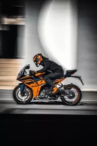KTM RC 390 2024