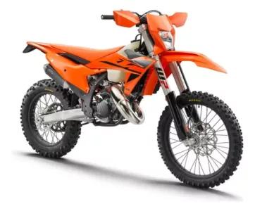 KTM 125 XC-W 2025 Acción