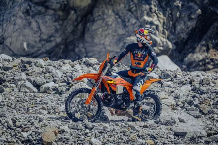 KTM 300 EXC acción